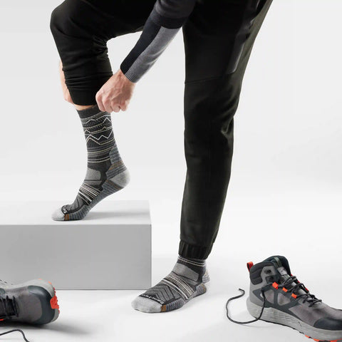 Hike Mountain Range Crew Socks