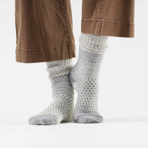 Women's Everyday Cozy Popcorn Cable Crew Socks