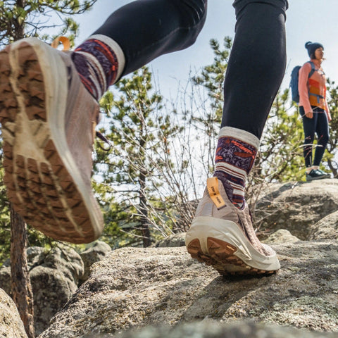 Women's Hike Dragon Stitch Mid Crew Socks