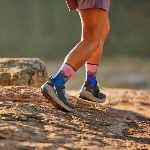 Women’s Hike Mountain Sunrise Print Crew Socks